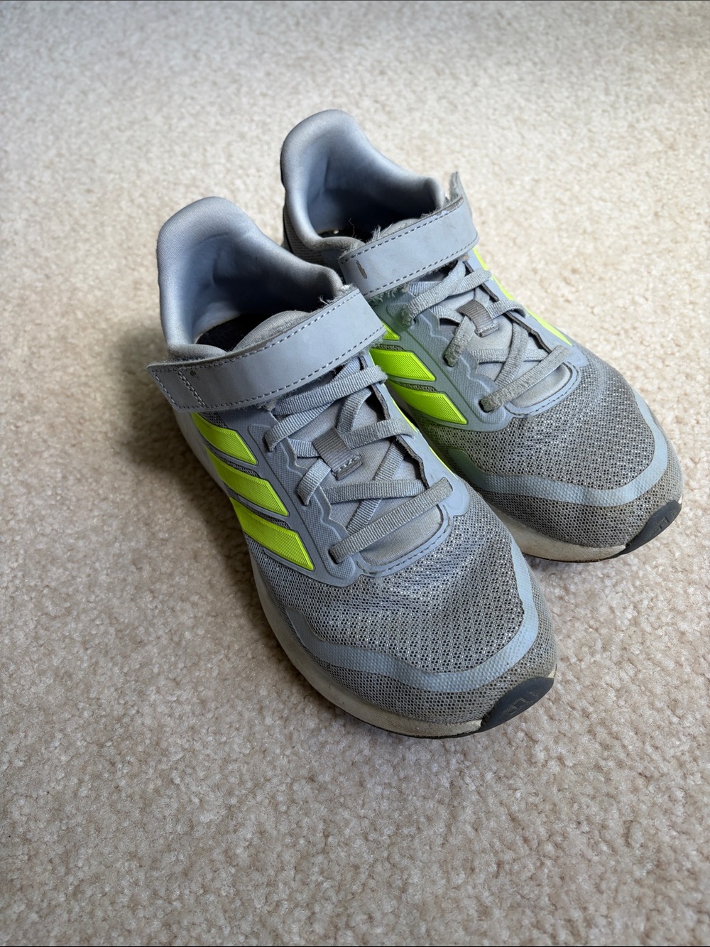 Youth adidas sneaker- size 3